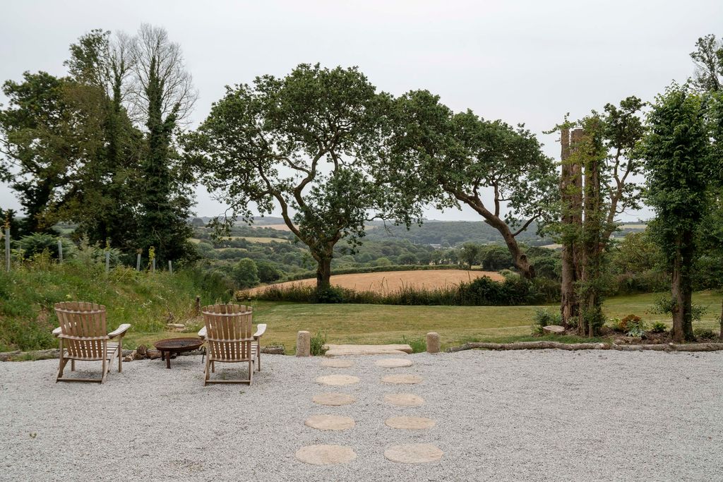 Property photo 3 of 37 169476 - Higher Tolvan, Helston, Cornwall - High Res - Npp08712.Jpg