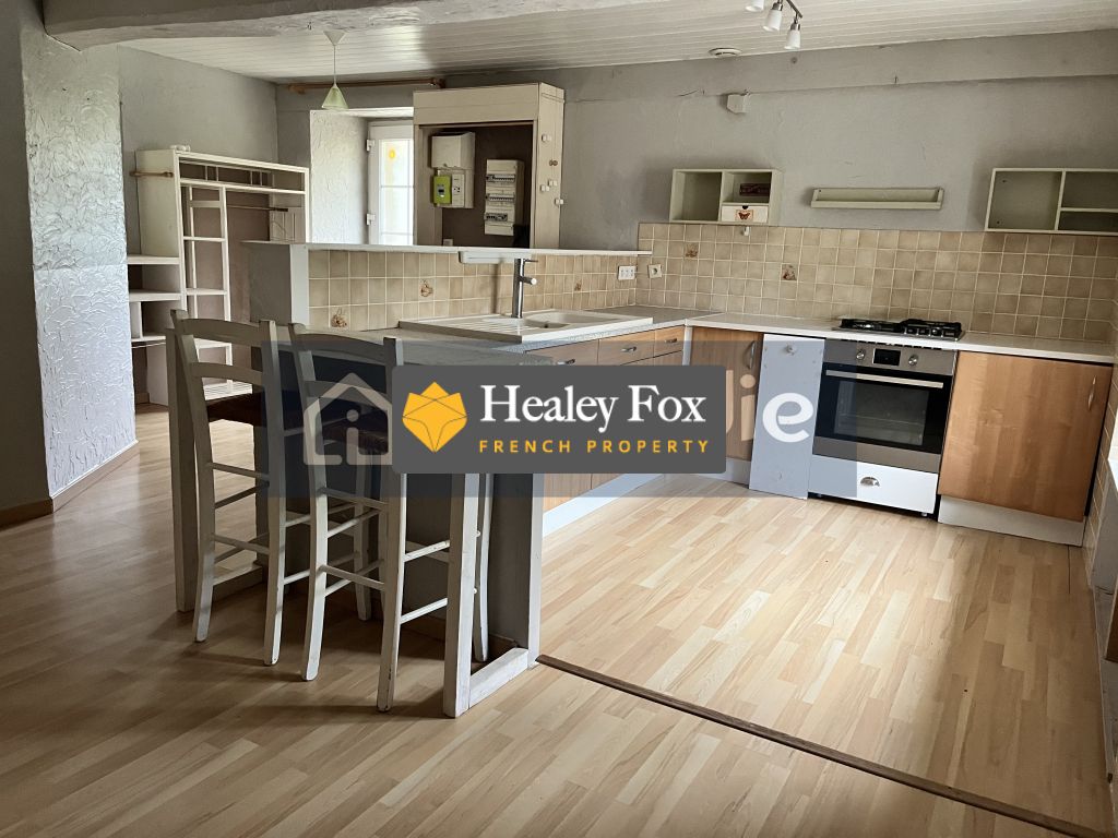 Property photo 2 of 12