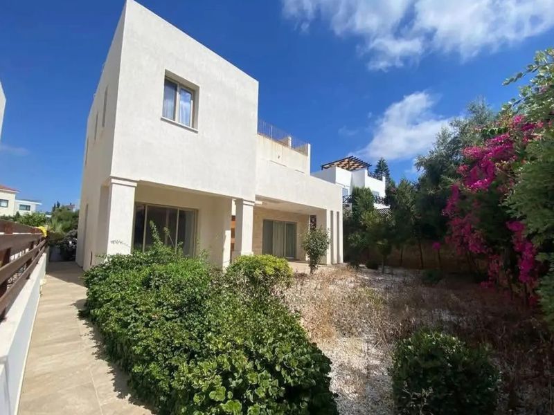 Property photo 3 of 22