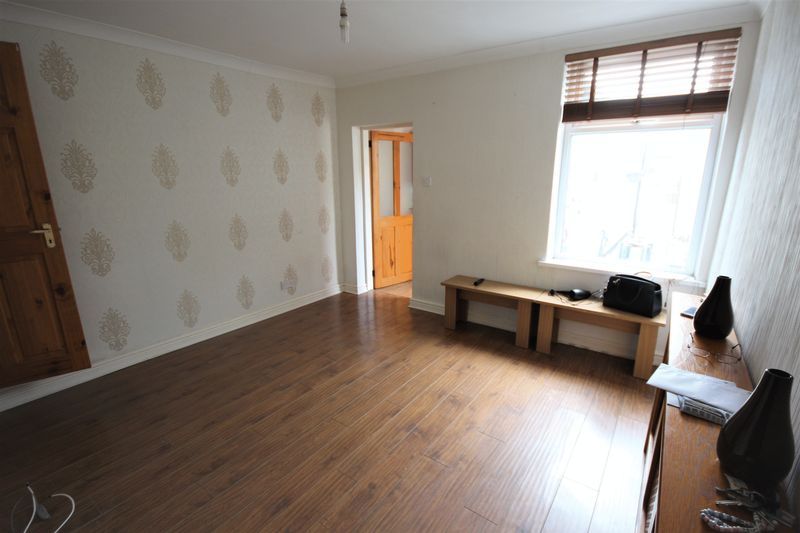 Property photo 3 of 9 Photo 2