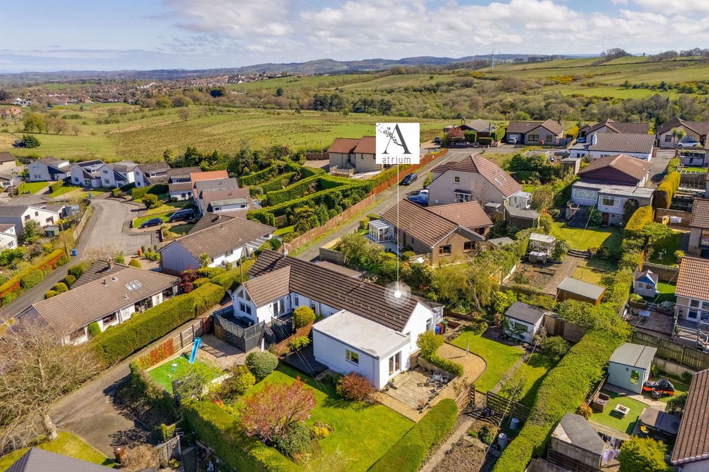 Property photo 1 of 37