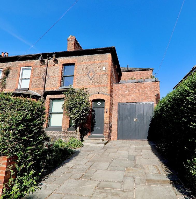 Property photo 1 of 52