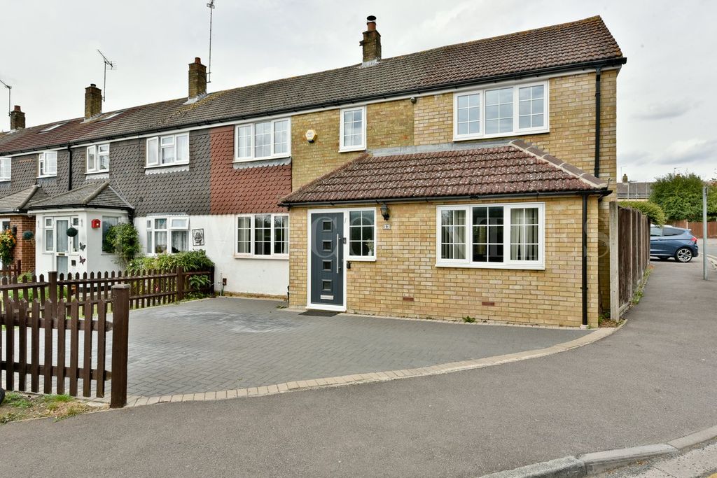 Property photo 1 of 28