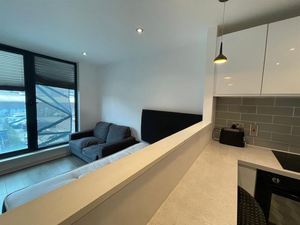 Property photo 2 of 11 Zdje?Cie Whatsapp 2025-07-10 O 13.53.54_2Afd1Fde.J