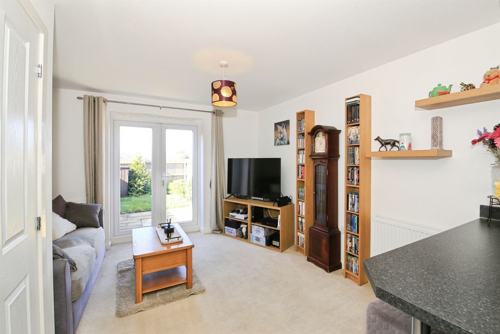 Property photo 3 of 13