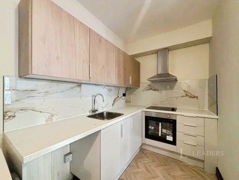 Property photo 2 of 9 Pbox-Img.Jpg