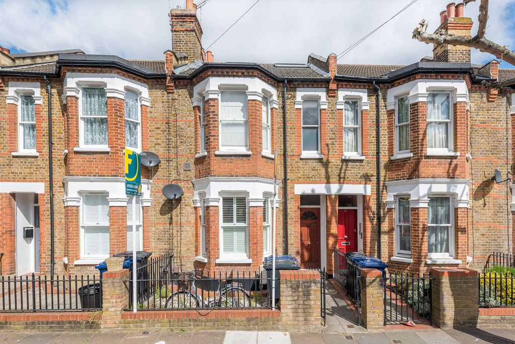 Property photo 2 of 13