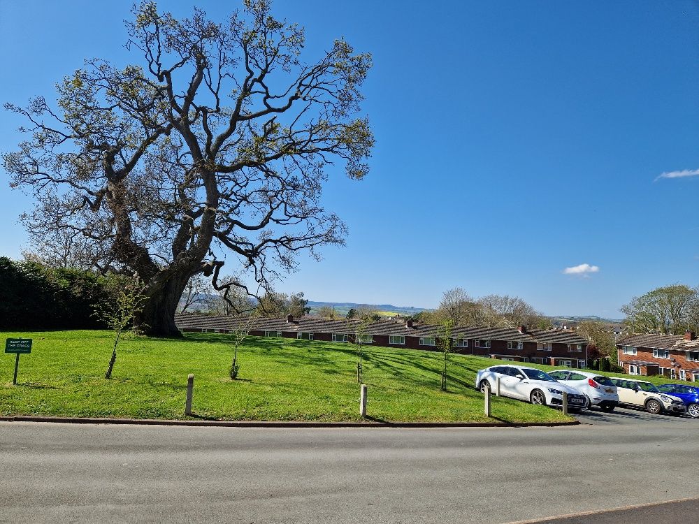 Property photo 2 of 23