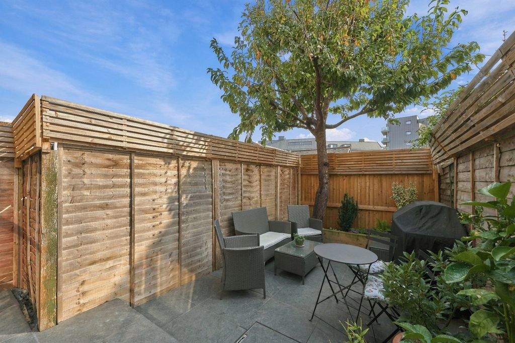 Property photo 3 of 7 Picture No. 05