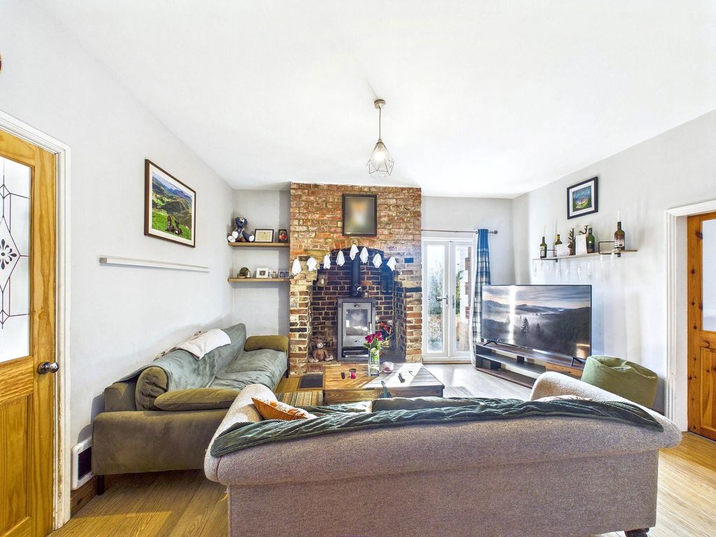Property photo 3 of 17