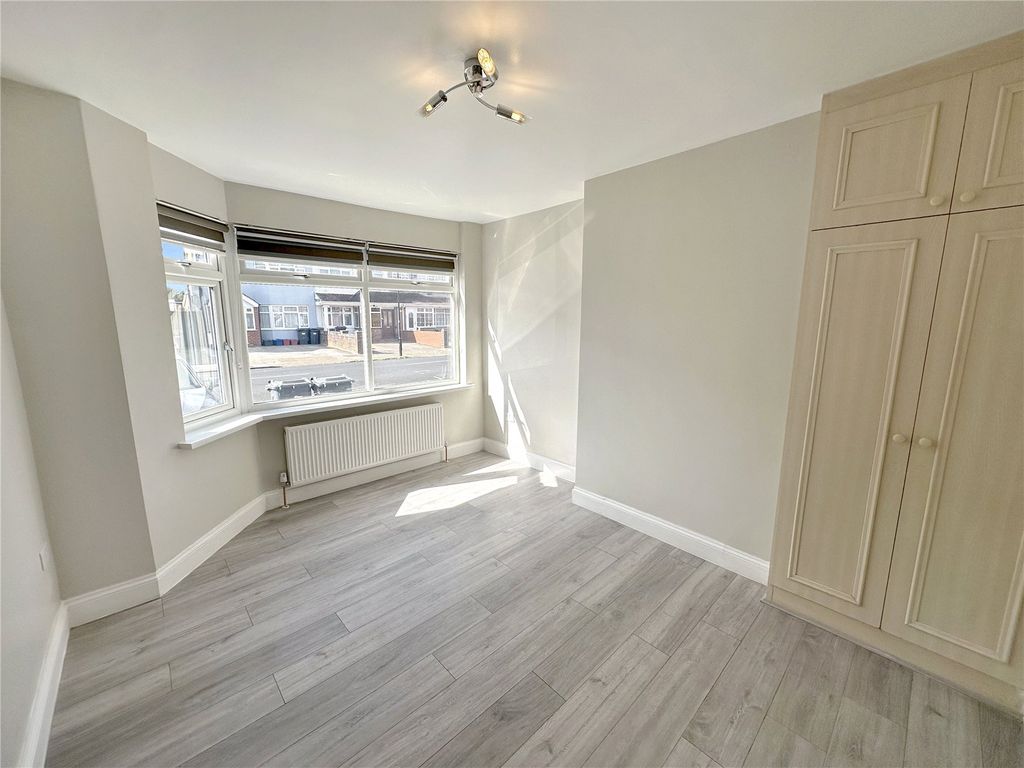 Property photo 1 of 12 Picture No. 05