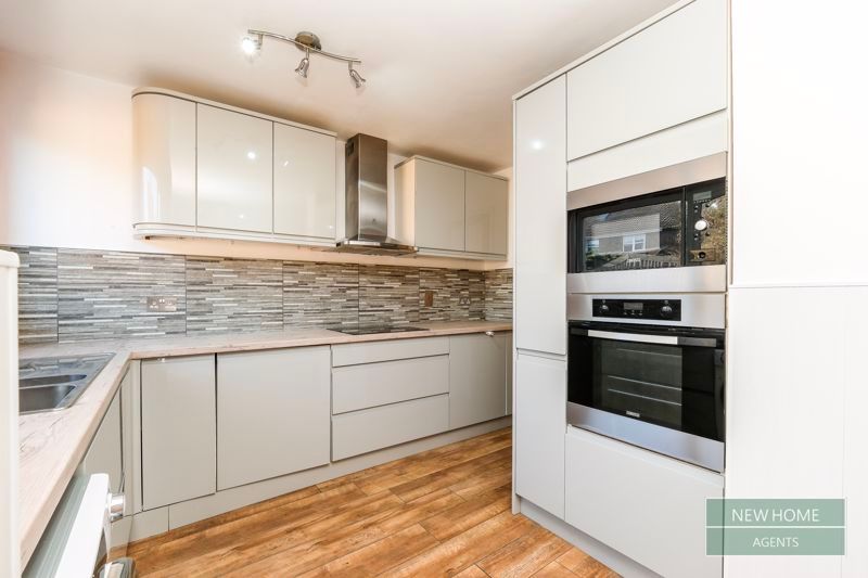 Property photo 2 of 18 Photo 30