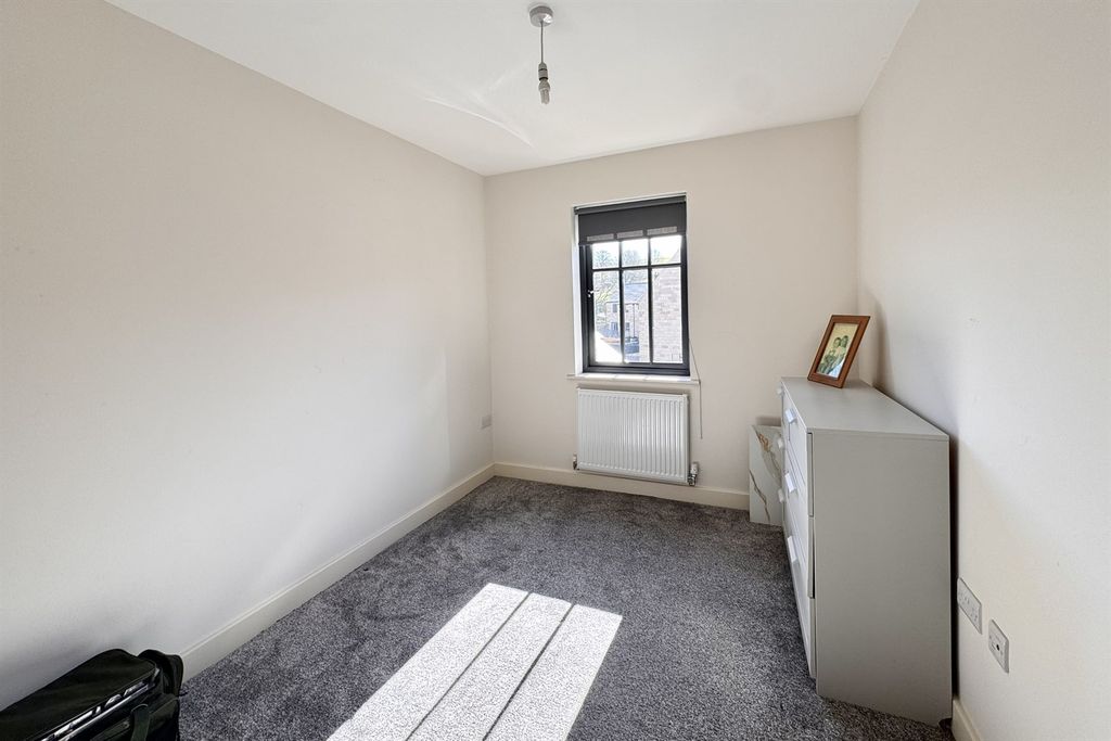 Additional image 12 of 2 bed flat for saleSamuel Wood Close, Glossop SK13