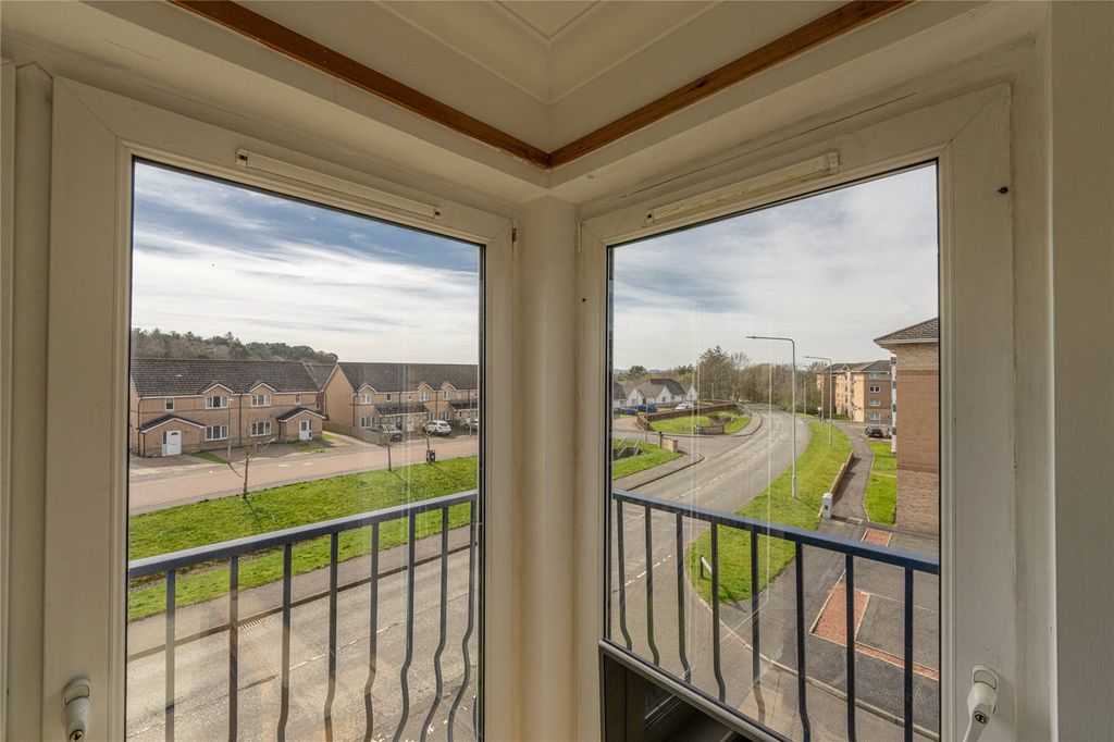 Additional image 5 of 2 bed flat for saleSwallow Brae, Livingston, West Lothian EH54