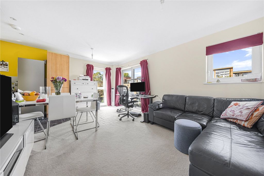 Property photo 3 of 9 Picture No. 05
