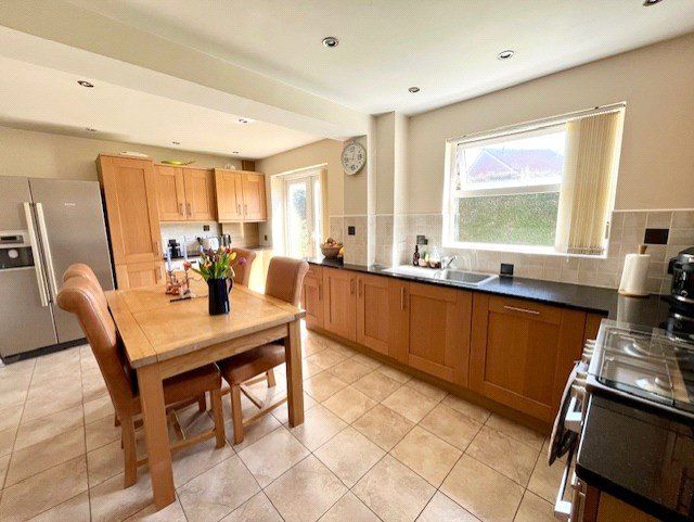 Property photo 2 of 14 Picture No. 06