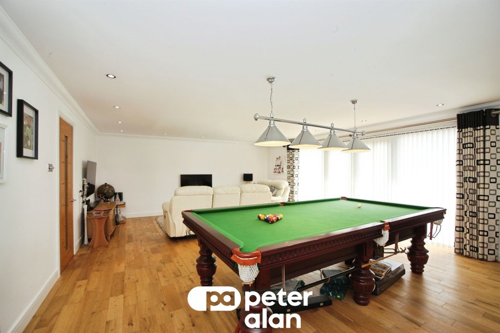 Property photo 3 of 24