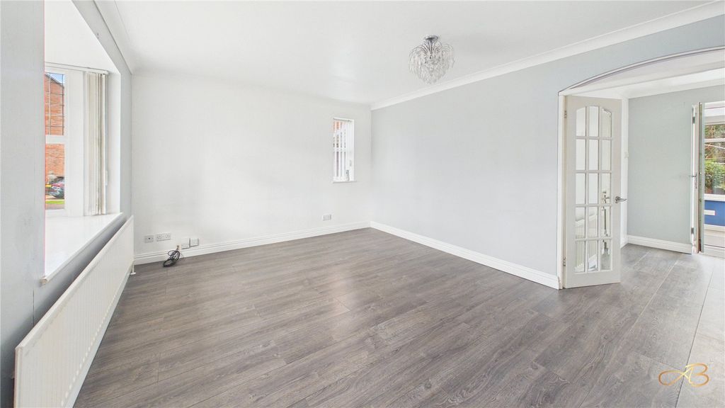 Property photo 2 of 18 Picture No. 09