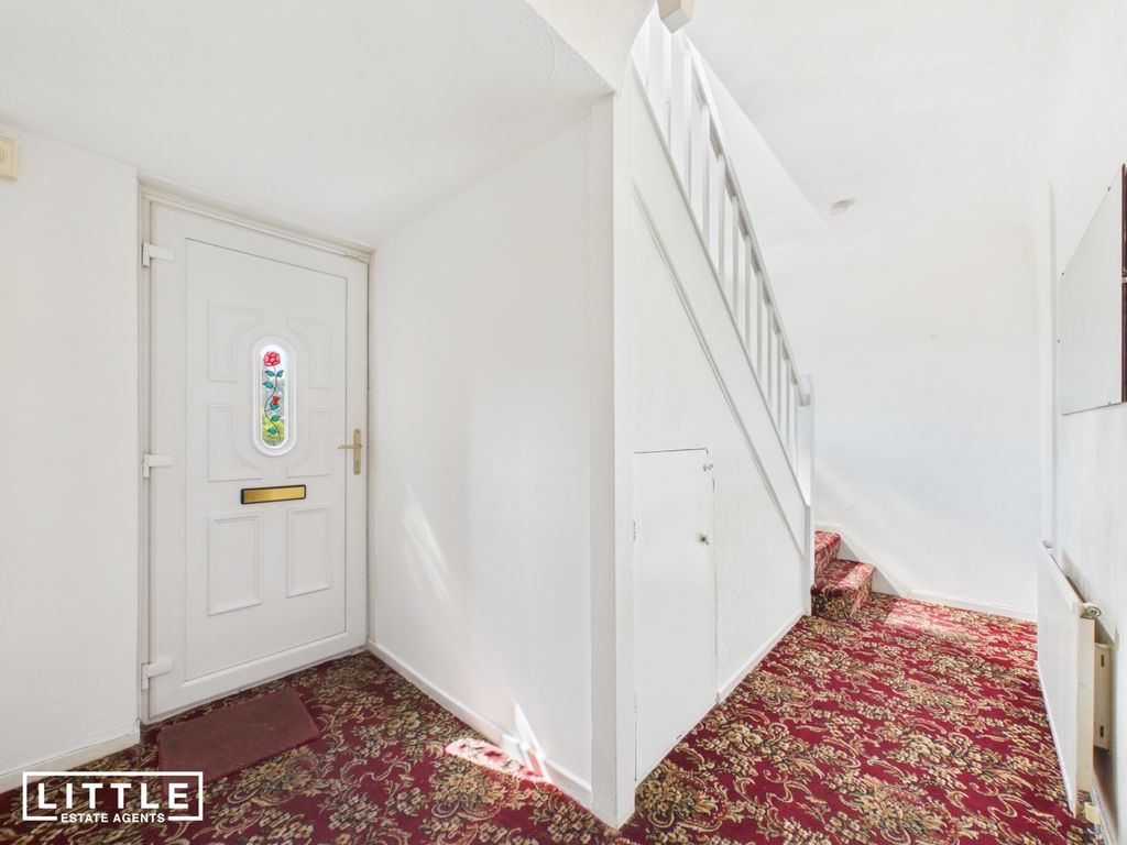 Property photo 2 of 17 Photo 3