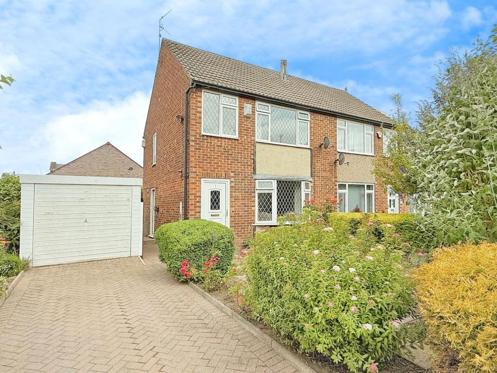 Property photo 1 of 16 Front