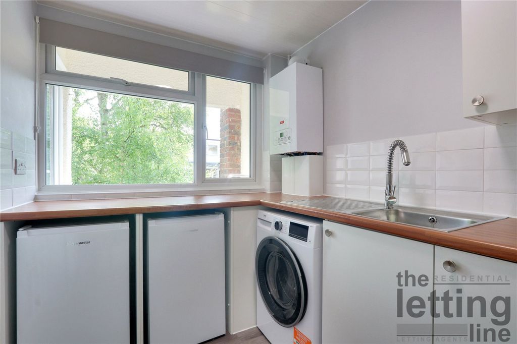 Property photo 2 of 10 Picture No. 03