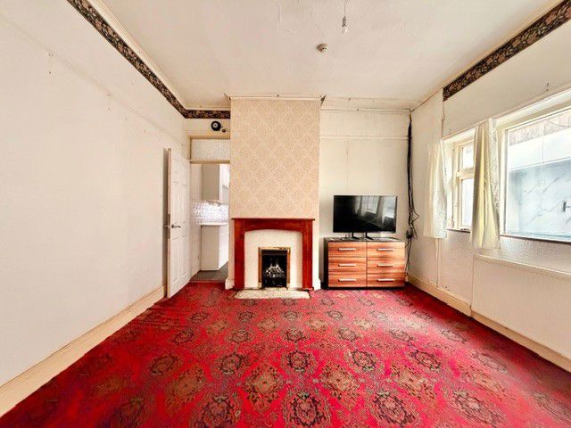 Property photo 3 of 21