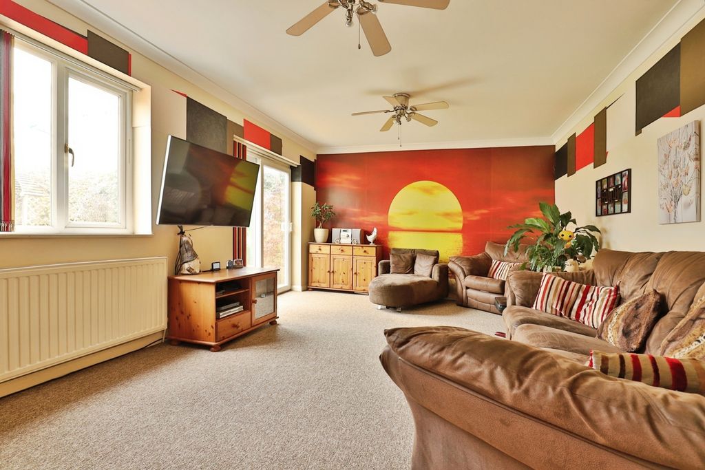 Property photo 3 of 25 Reception Room