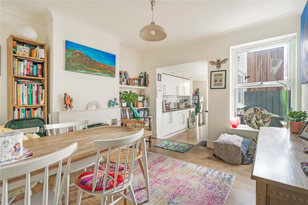 Property photo 2 of 14 Dining Room