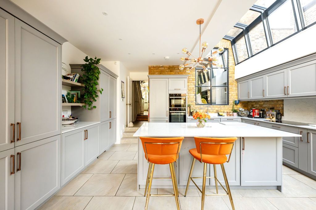 Property photo 2 of 30 Picture No. 53