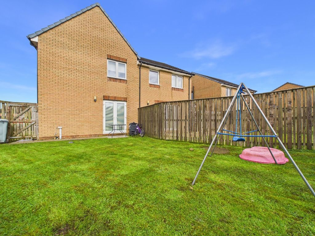 Property photo 2 of 27