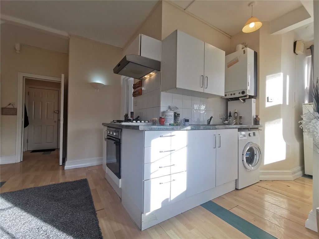 Property photo 3 of 11 Picture No. 09