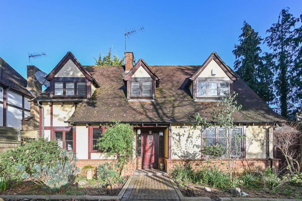Property photo 2 of 19