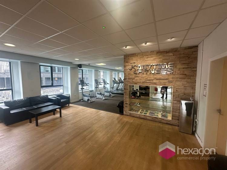 Property photo 2 of 8