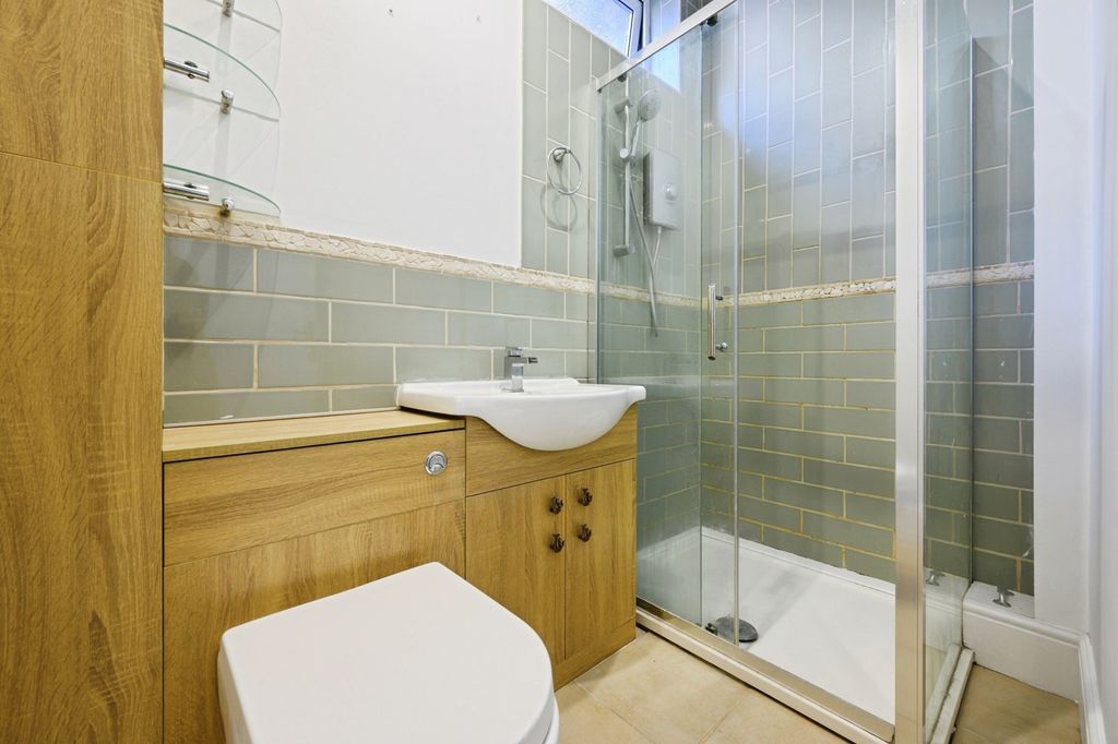 Property photo 3 of 20 Pbox-Img.Jpg