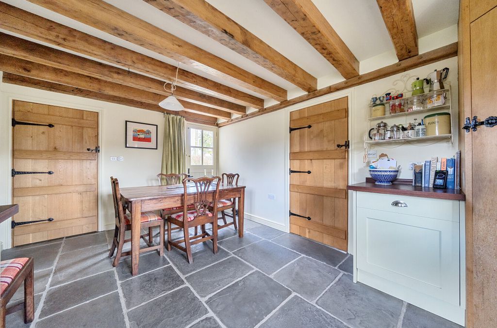 Property photo 3 of 22 Dining Area
