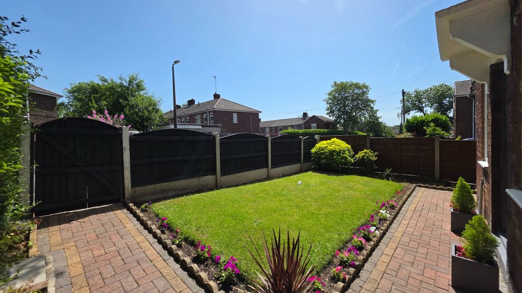 Property photo 3 of 23