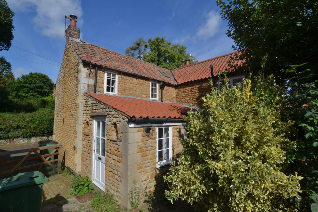 Property photo 3 of 24