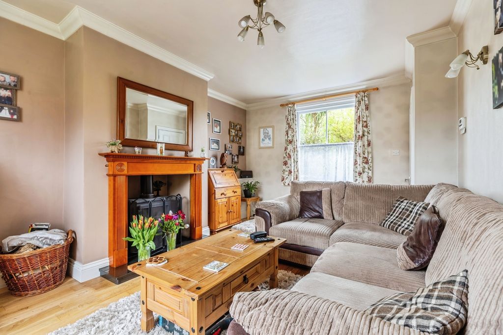 Property photo 2 of 15 Pbox-Img.Jpg