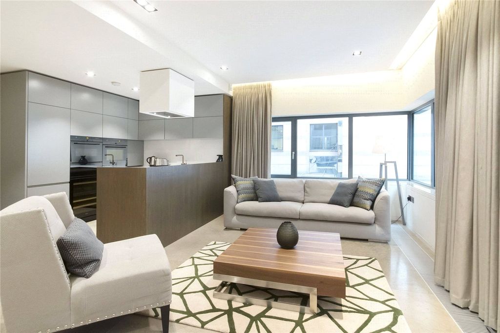 Property photo 3 of 3 Picture No. 08