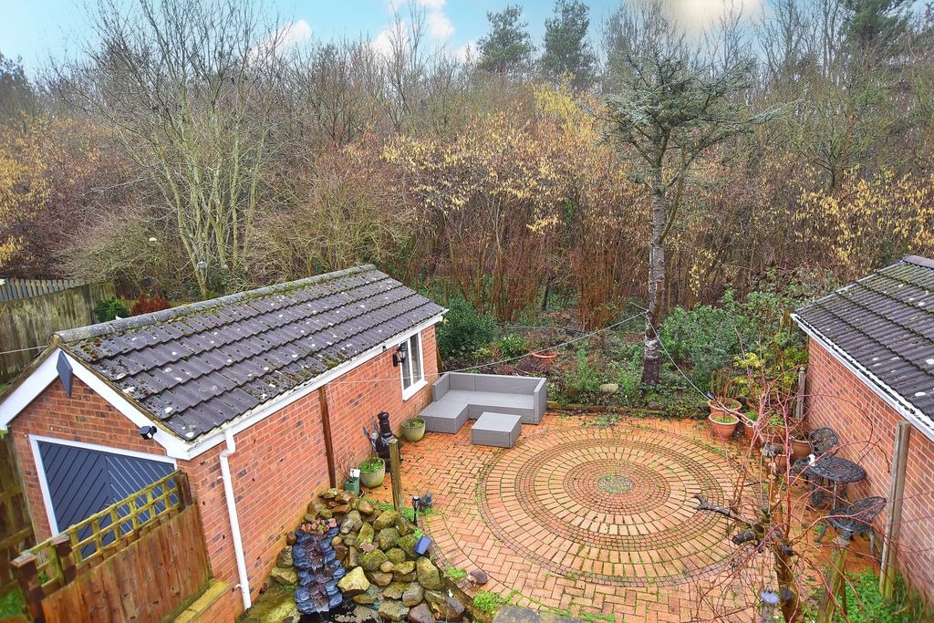 Property photo 3 of 16 3