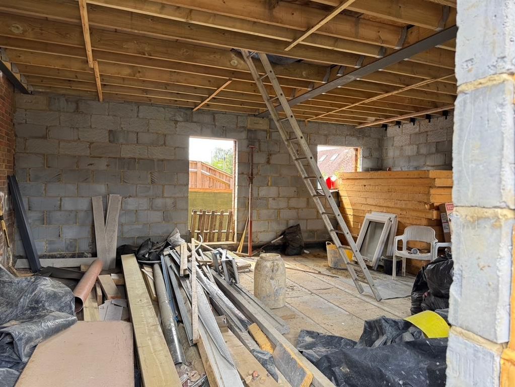 Property photo 1 of 12 Ground Floor