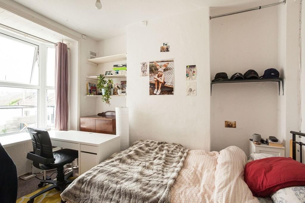 Property photo 2 of 8 Bedroom 2