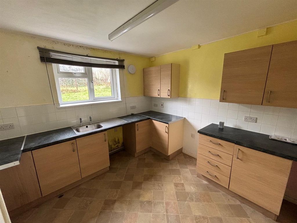 Property photo 3 of 10 7.Jpg