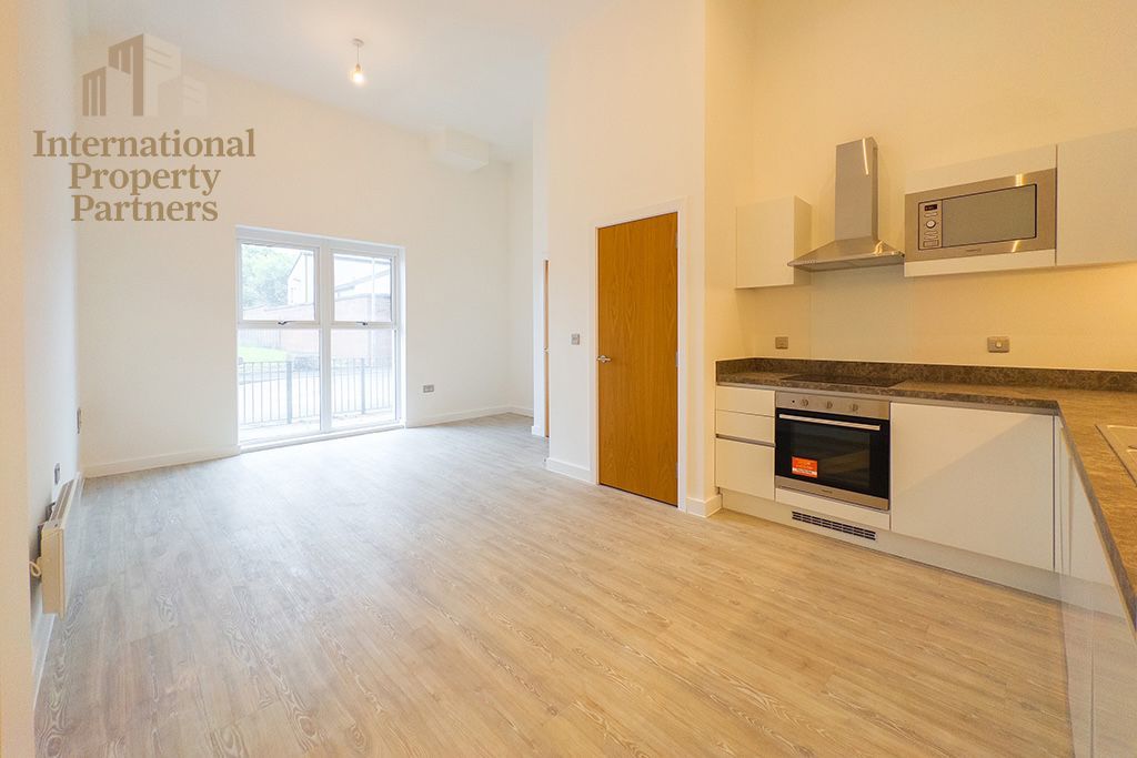 Property photo 2 of 22