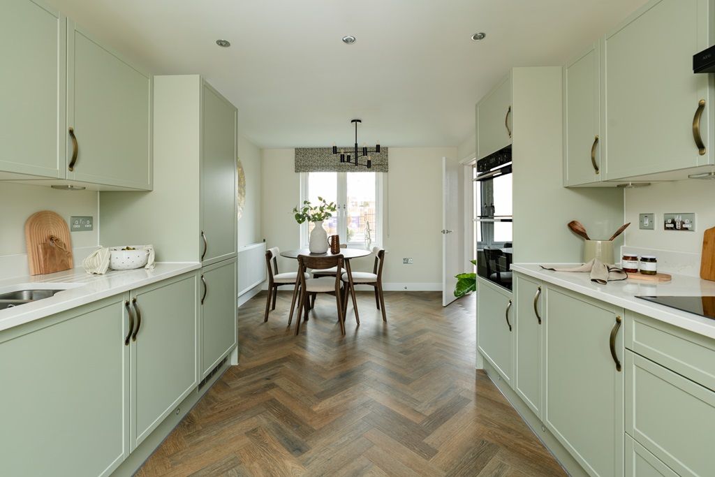Property photo 1 of 14 Sociable Kitchen/Dining Room For Entertaining
