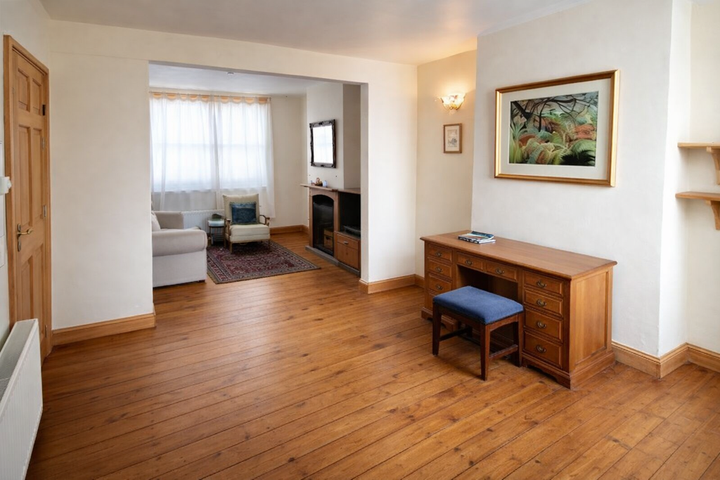 Property photo 2 of 9 Living Room