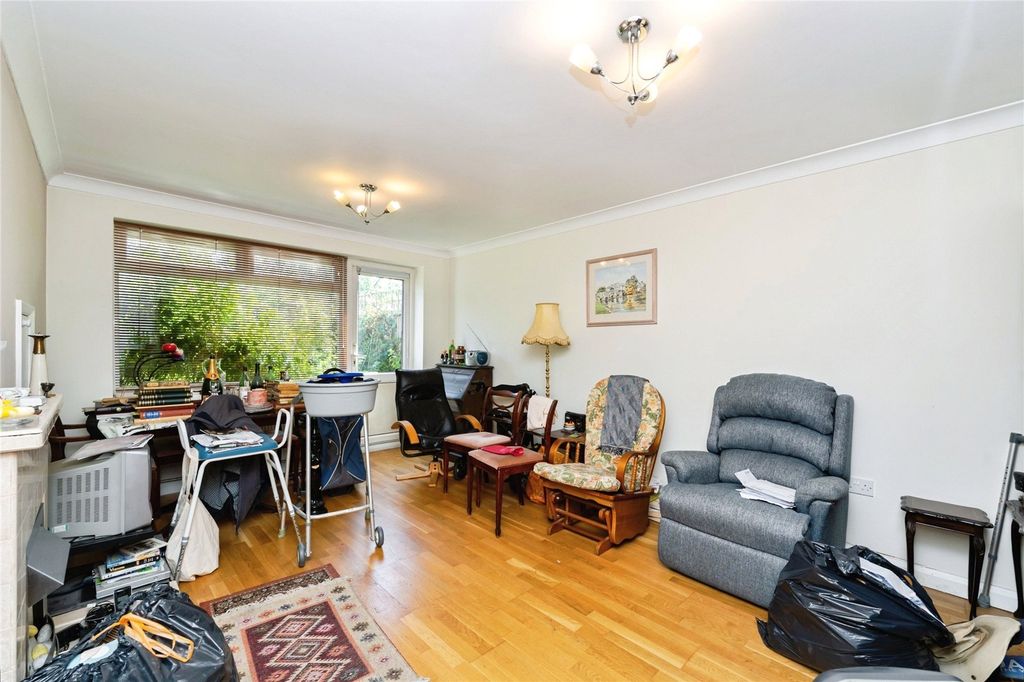 Property photo 3 of 16 Picture No. 09