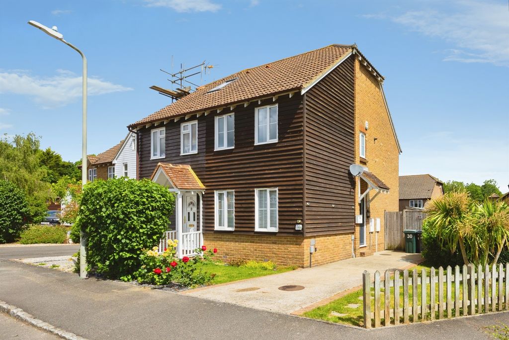Property photo 2 of 16