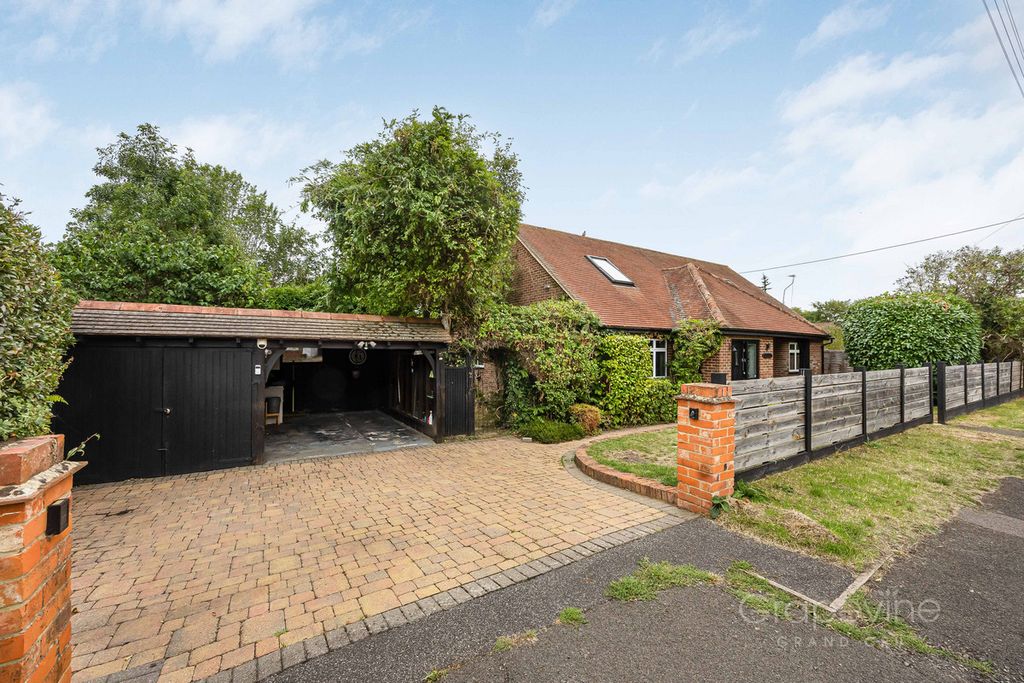 Property photo 1 of 34
