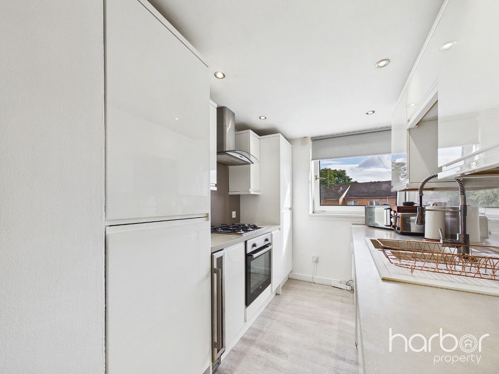 Property photo 3 of 14 5553185